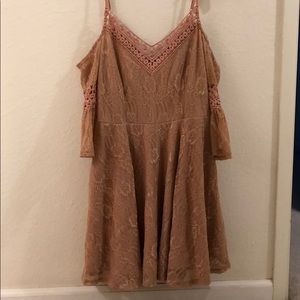 Lulu City Studio dress